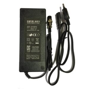 [charger 12V Dualtron X 2] Charger (Cargador) for Additional Battery for Dualtron X II (3 pins 12 6V 5A max.)